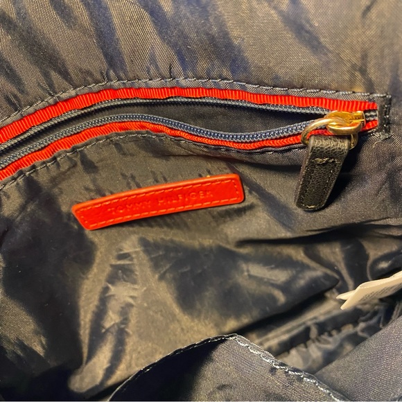 Tommy Hilfiger Signature Logo Crossbody Purse O/S - Picture 5 of 5